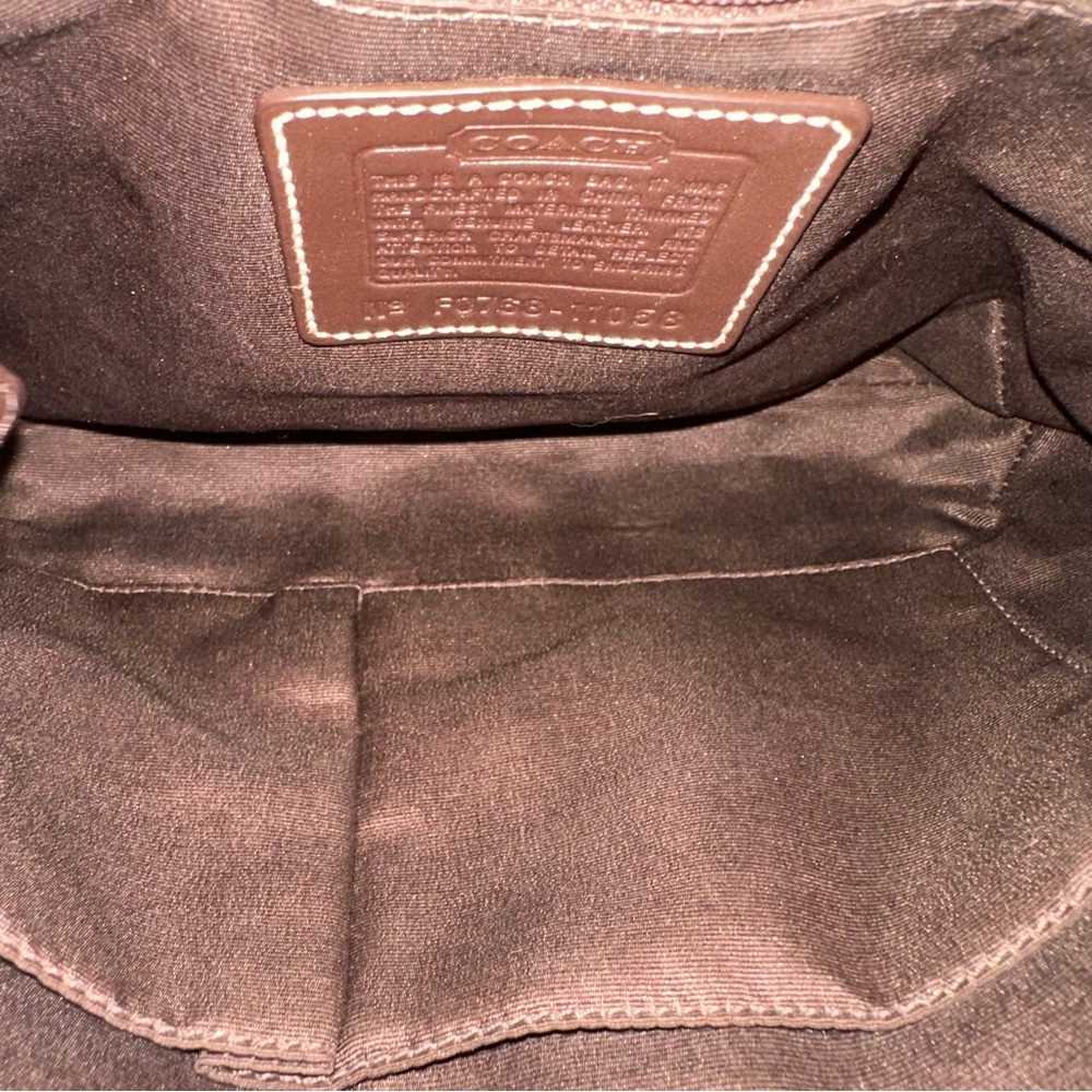 SOLD Coach Hamptons Signature Jacquard Hobo Brown Leather Brass Clasp - Picture 12 of 15